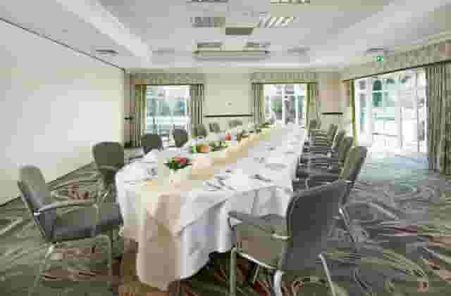 DoubleTree by Hilton St. Anne's Manor