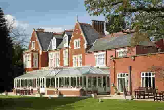 DoubleTree by Hilton St. Anne's Manor