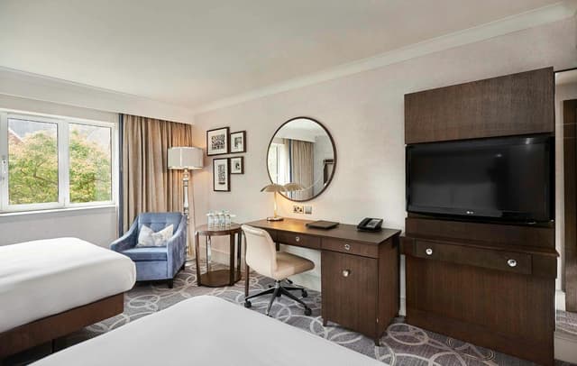 DoubleTree by Hilton St. Anne's Manor