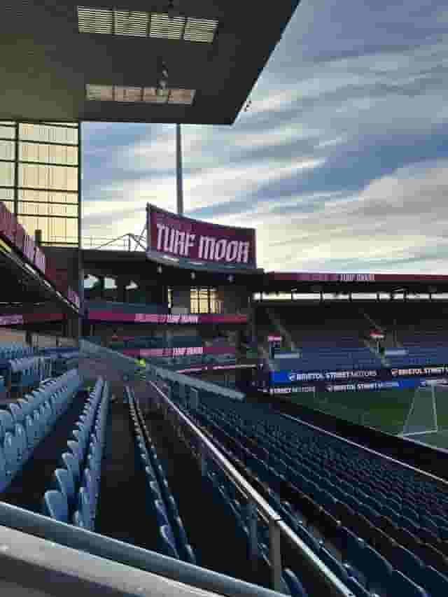 Jimmy McIlroy Suite