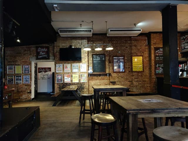 Stocks Bar
