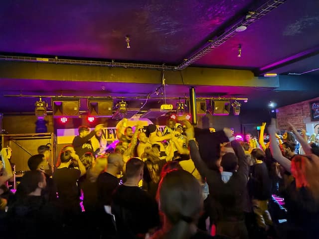 Stocks Bar