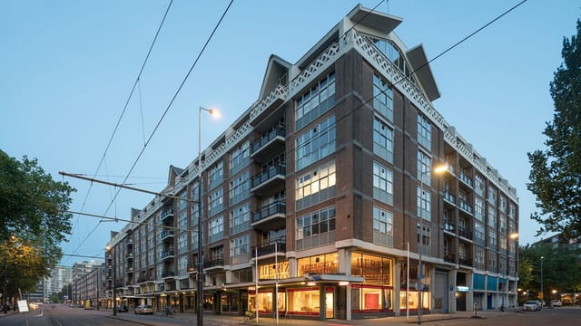 Nieuwe restaurants en winkels geopend in Indu... | PropertyNL