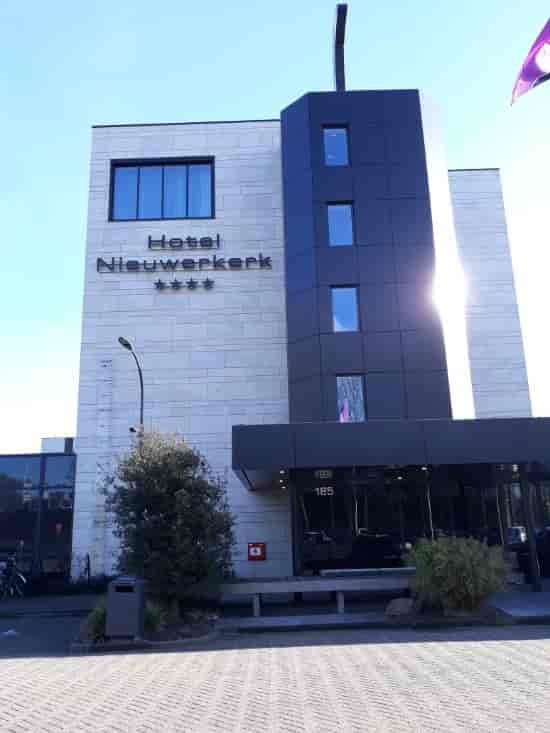 Modern Salon 6 hotel venue exterior for corporate meetings and overnight events.