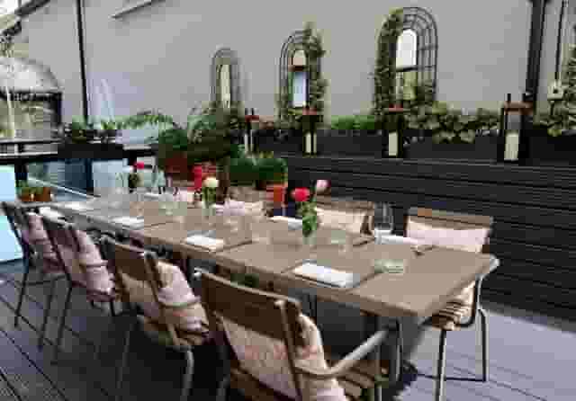 11 Cadogan Gardens