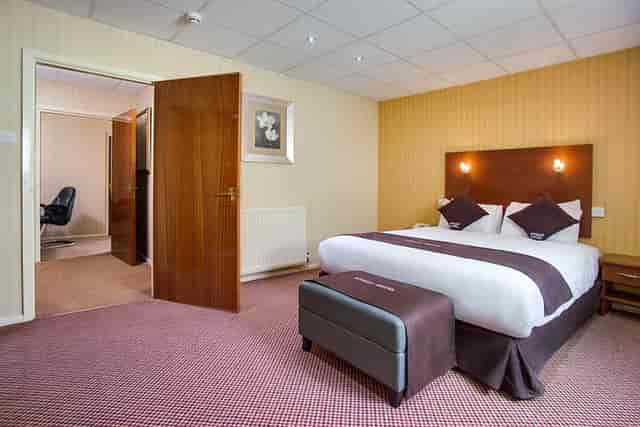 Mountbatten Suite at Apollo Hotel: functional workspace for corporate meetings and business travel.