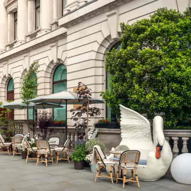 Charming outdoor restaurant at Sofitel London St James, ideal for corporate events and gatherings.