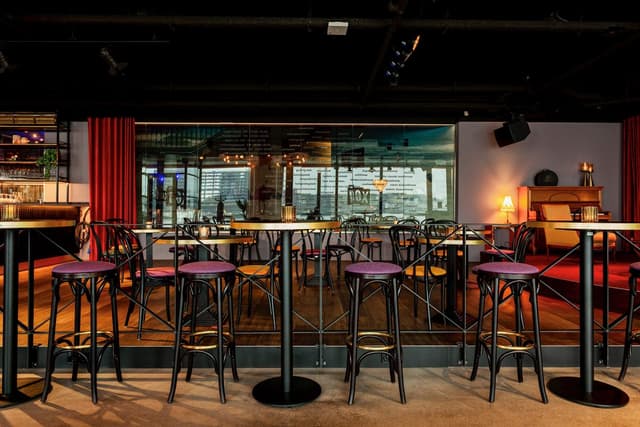 Pub