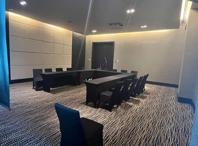 Modern Marble Room at Sofitel Abu Dhabi for corporate meetings and workshops.