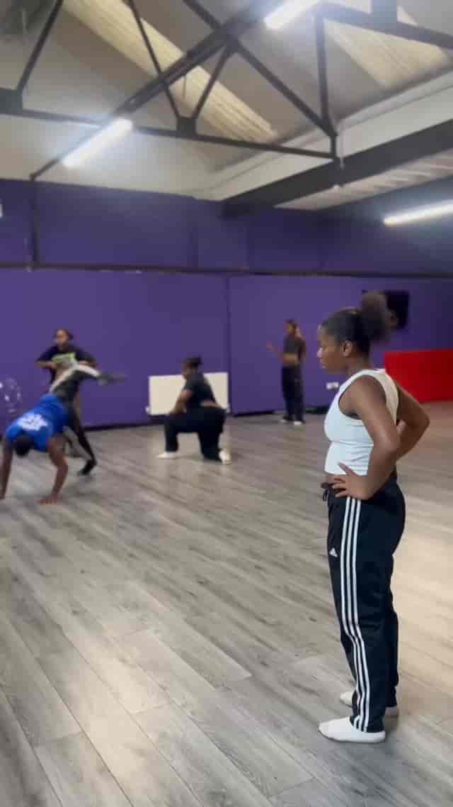 Eloquent Dance studio: flexible fitness space for team-building workshops and off-site events.