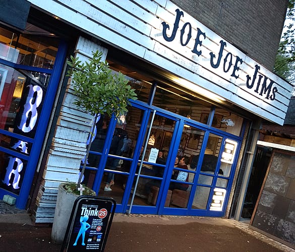 Joe Joe Jims general admission venue, relaxed atmosphere for networking mixer and conference event.