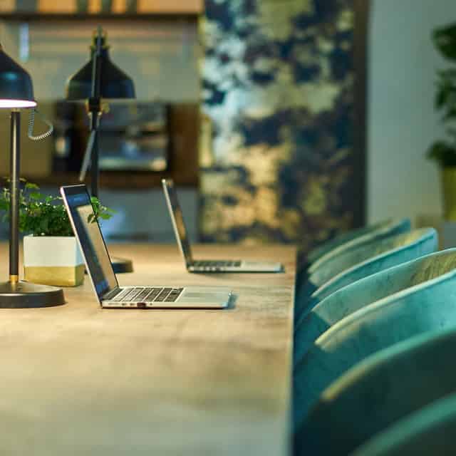 Hot Desk
