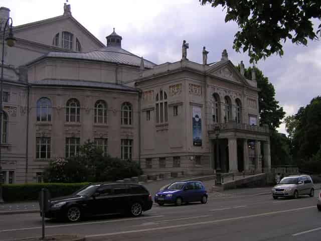 Großes Haus