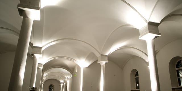 Füllhalle und Orangerie