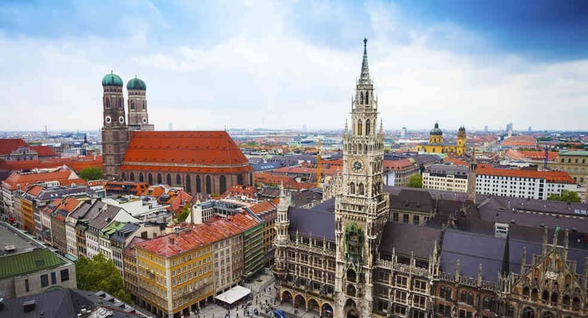 feel@ease Bar at NH München Ost: venue for corporate incentive travel and gala dinner events.