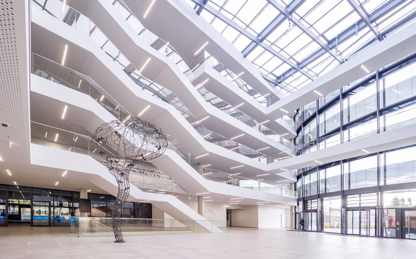 Brainlab Tower