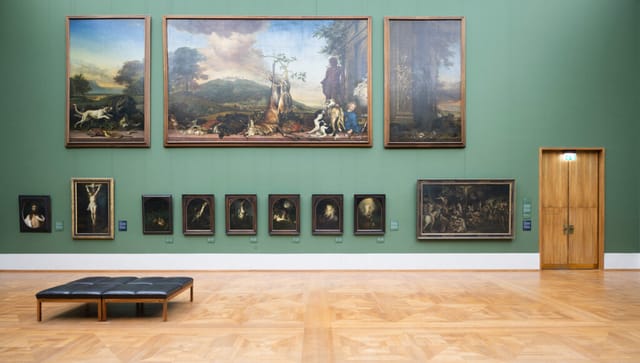 Minimalist Study Gallery in Alte Pinakothek for VIP reception and evening gala.