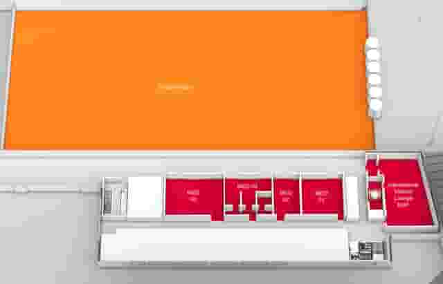 B6 Lounge