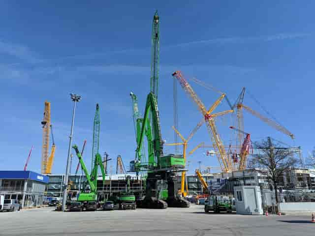 MEO 04 under construction at Messe München, trade fair site logistics and event planning.