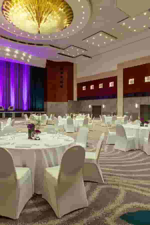 Titan Meeting Room