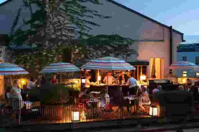 LOUIS Roof Terrace