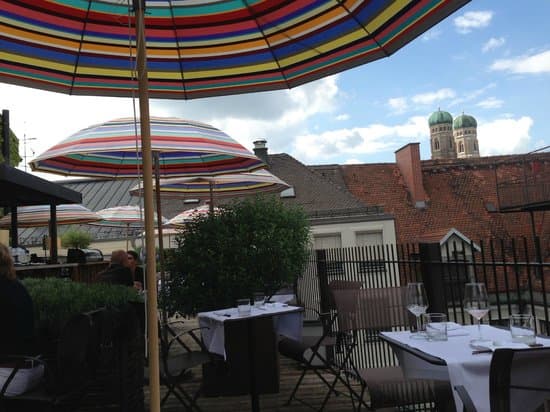 LOUIS Roof Terrace