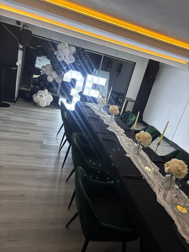 No.22 Kitchen & Bar