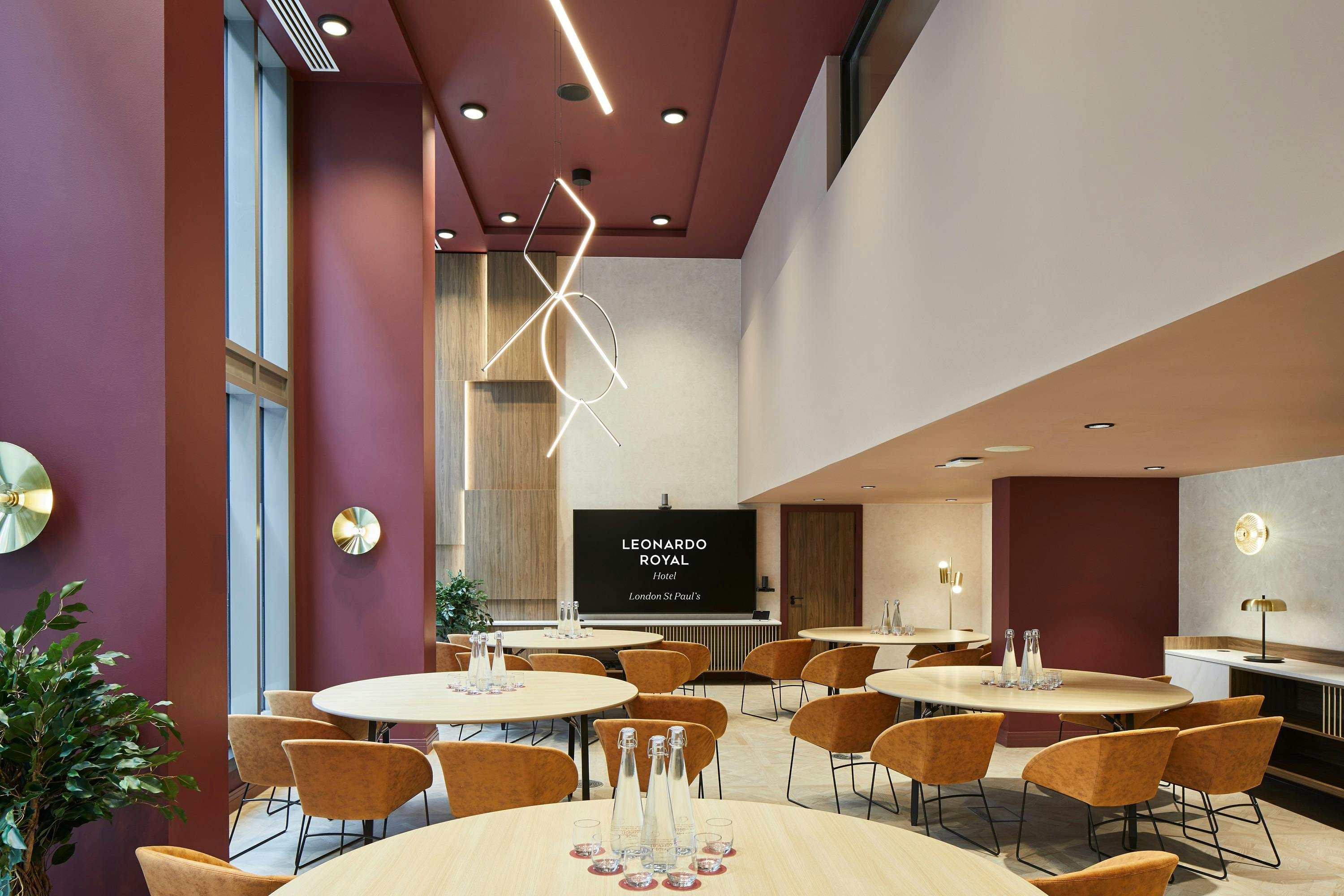 Leonardo Royal Hotel London St.Pauls - Embankment image 1