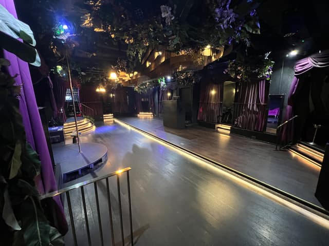 Soho Venue with Stage & Dressing Room
