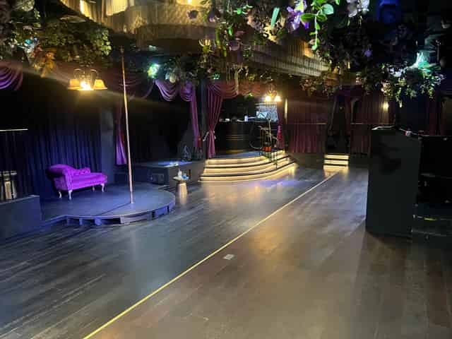 Soho Venue with Stage & Dressing Room