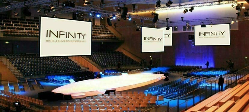 Infinity Munich Ballhausforum Unterschleißheim: Infinity Munich  Ballhausforum in Unterschleißheim mieten bei Event Inc