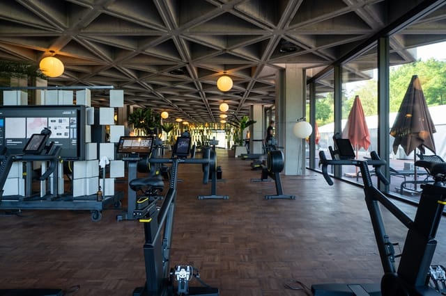 Brutalist gym at Mix Brussels, upscale fitness space for corporate incentive events.