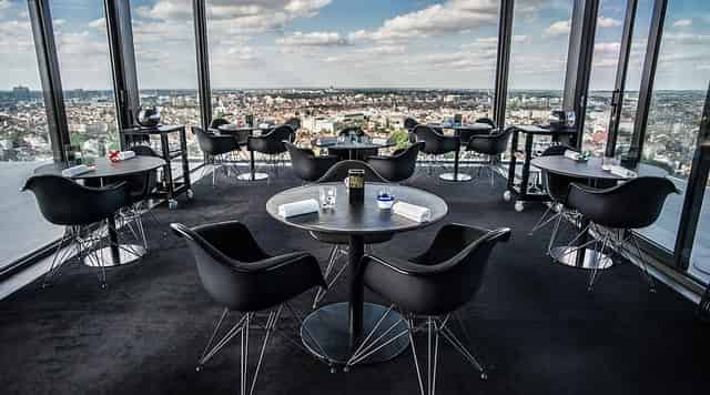 La Villa in the Sky