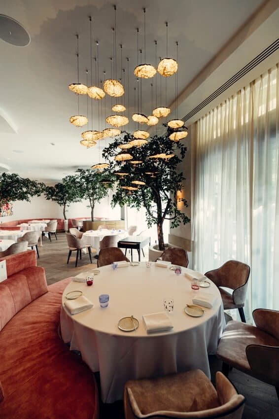Lounge Bar