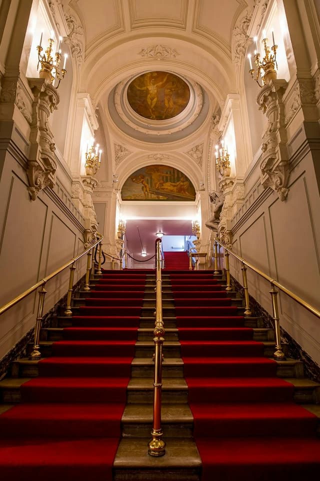 La Monnaie