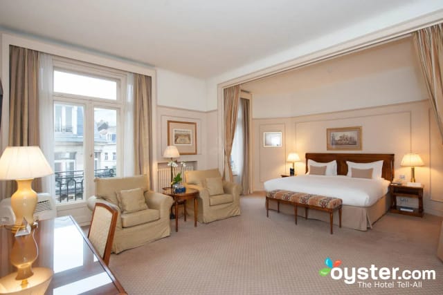 Le Plaza executive VIP hotel suite for business travel and corporate event speakers.