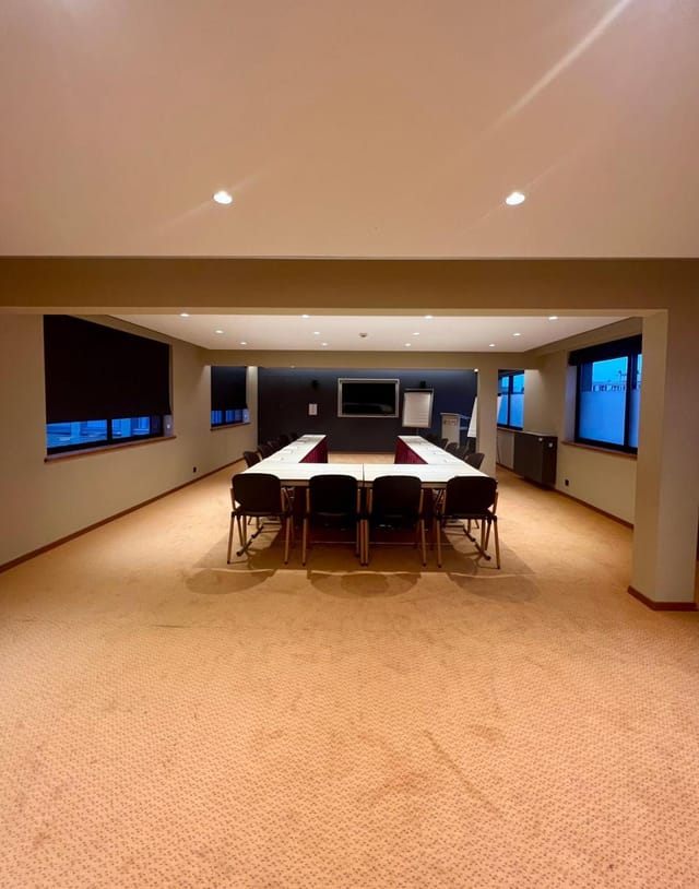 U-shape meeting room in The Bedford Hotel, ideal for professional conferences and corporate events.