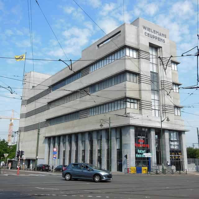 Art center