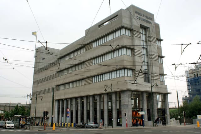 Art center