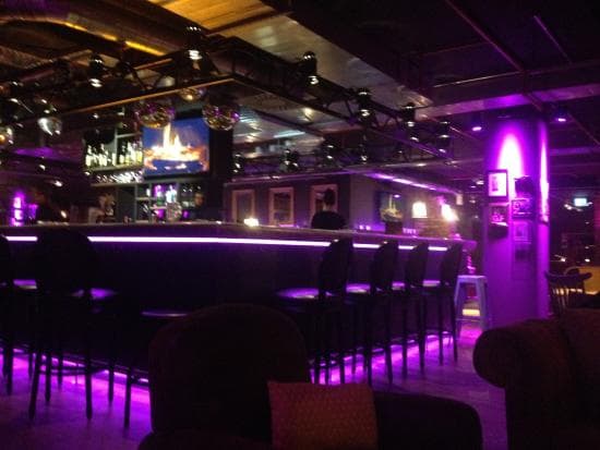 bar