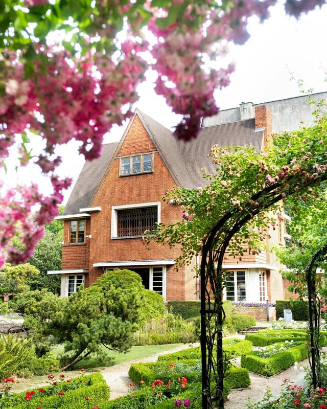 Van Buuren Museum & Gardens