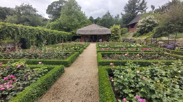 Van Buuren Museum & Gardens