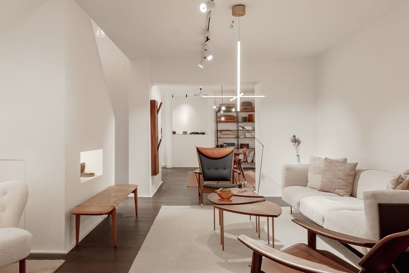 High-end residential lounge at Diito Showroom, perfect for boutique networking and VIP events.