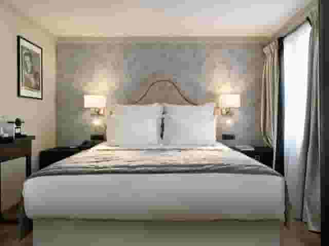 Prestige Room