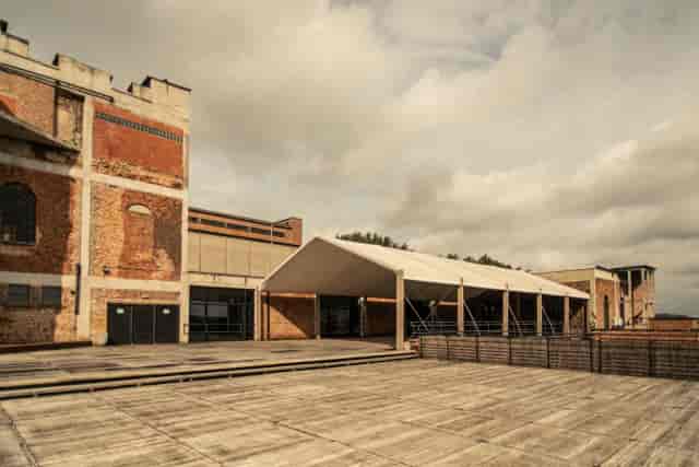 Industrial-chic rooftop venue in Brussels, ideal for brand activations and evening receptions.