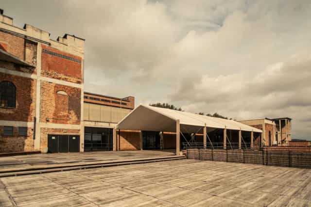 Industrial-chic rooftop venue in Brussels, ideal for brand activations and evening receptions.