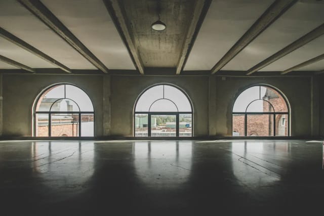Industrial event space in Silo Brussels featuring raw architecture for corporate and gala venues.