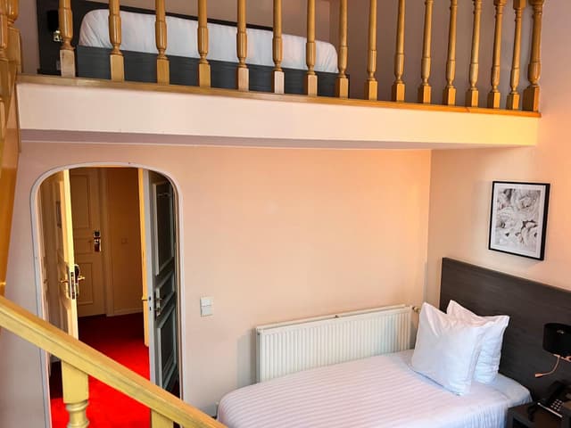 Prestige Room