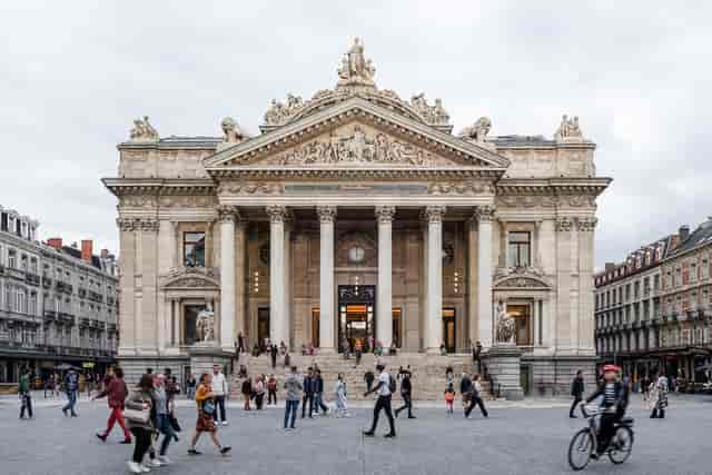 Neoclassical Café in Bourse venue for premium corporate gala and brand activation events.