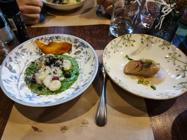 SERRA – Garden Kitchen + Urban Picnic